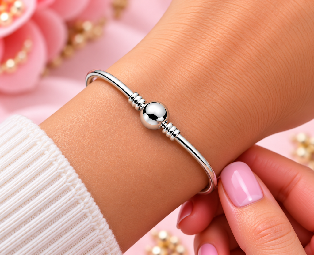 Sterling Silver Smooth Bangle Bracelet with Round Clasp