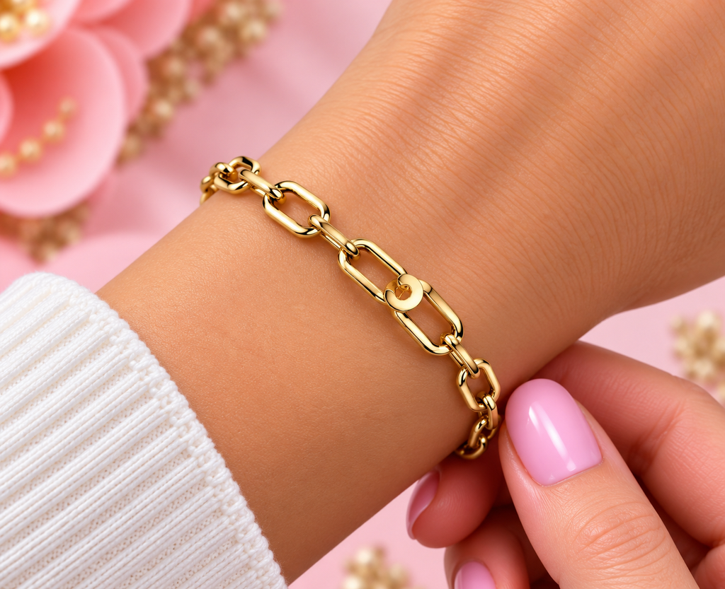 Gold-Tone Paperclip Link Bracelet with Carabiner Clasp