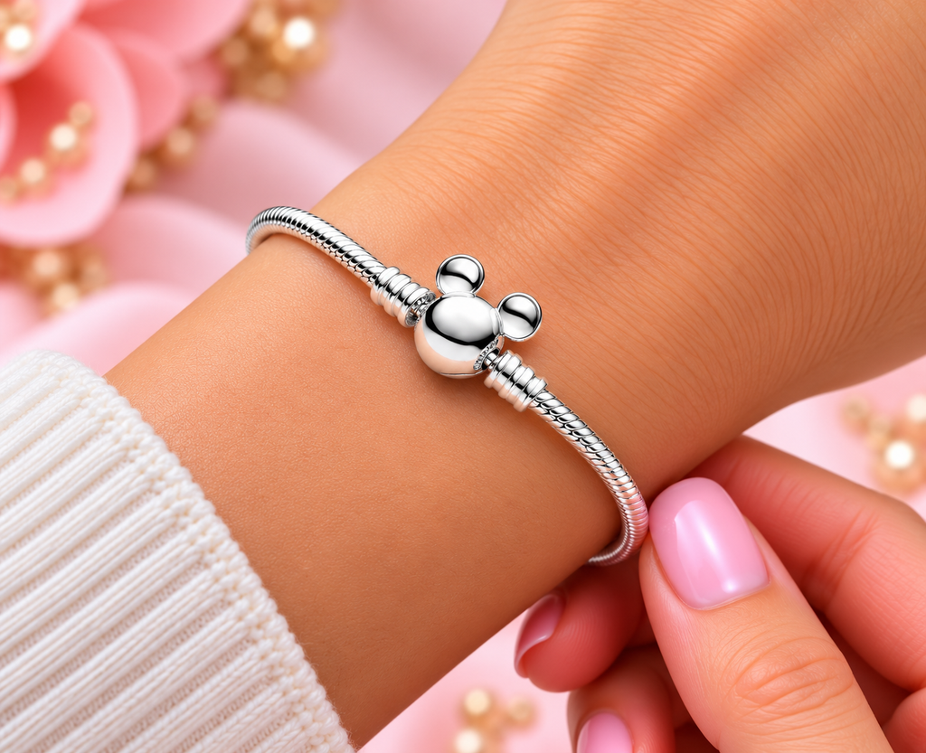 Disney Mickey Mouse Clasp Moments Snake Chain Bracelet 20CM S925