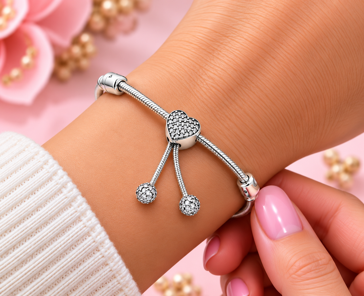 Pavé Heart Clasp Snake Chain Slider Bracelet
